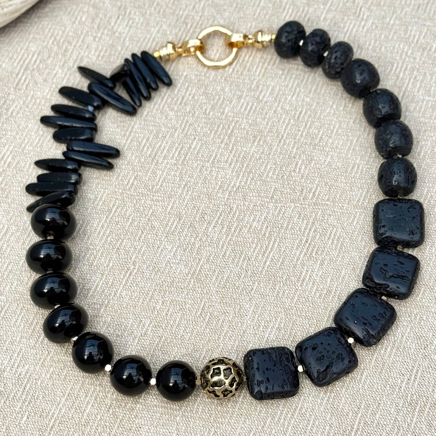 Black Onyx | Black Lava