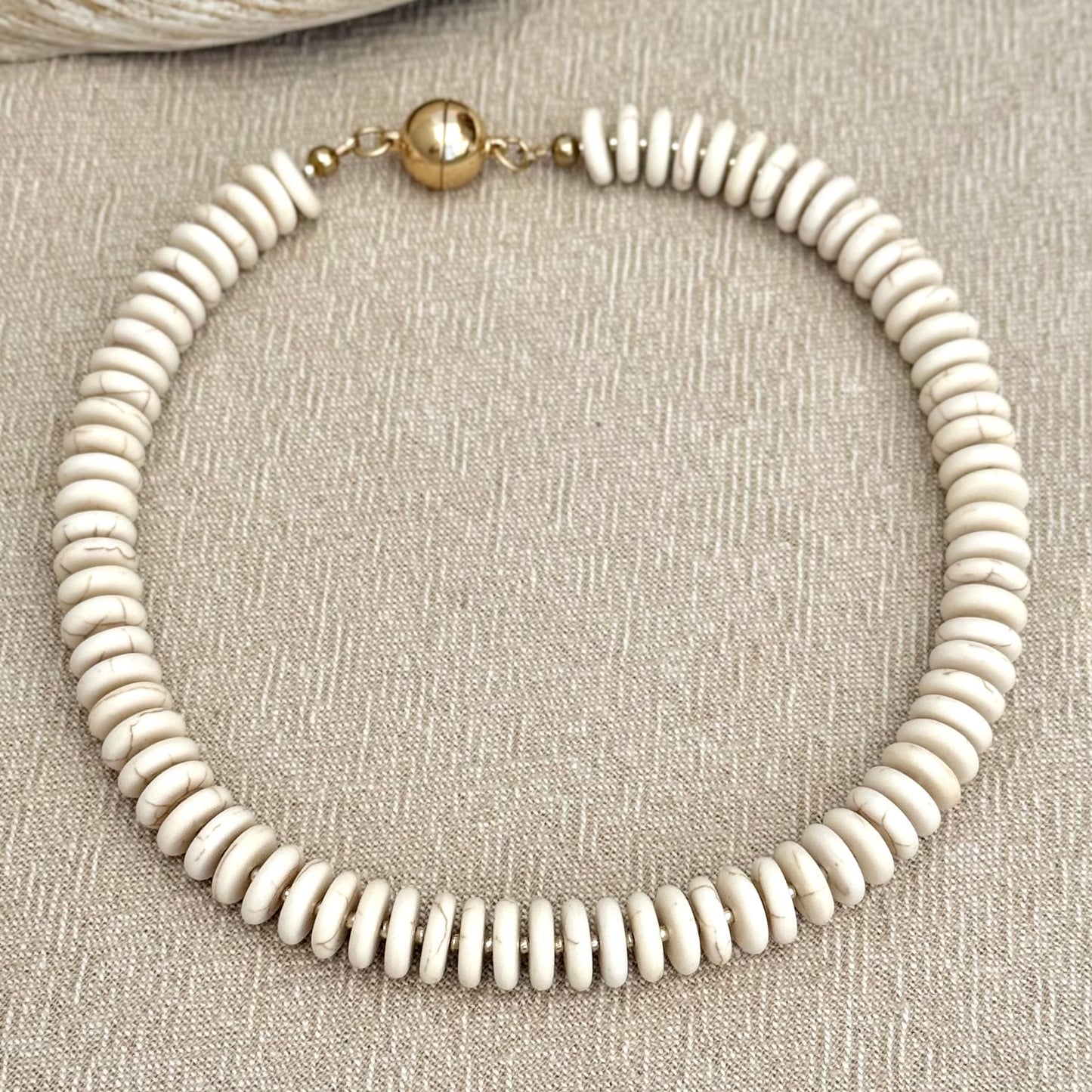 White Howlite
