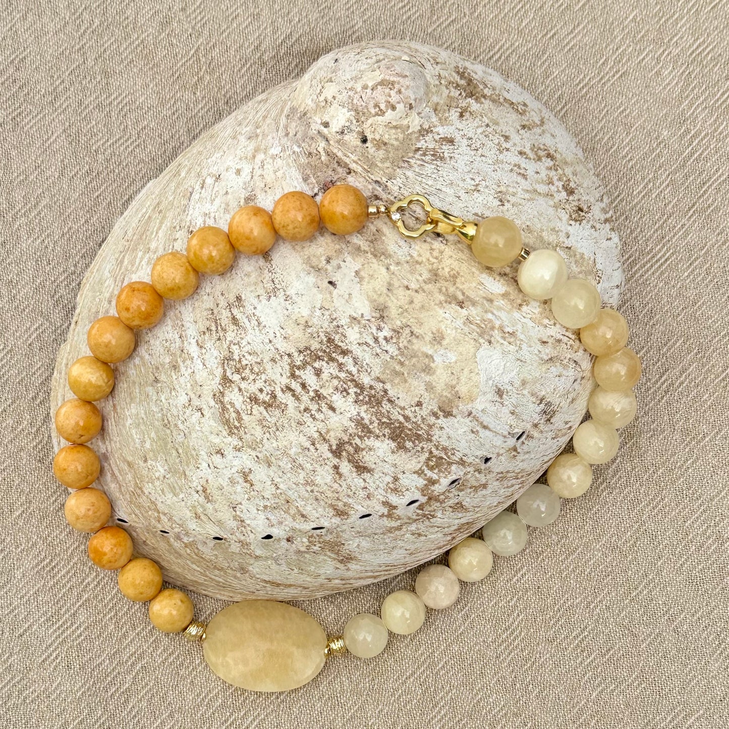 Yellow Jasper | Moonstone Agate