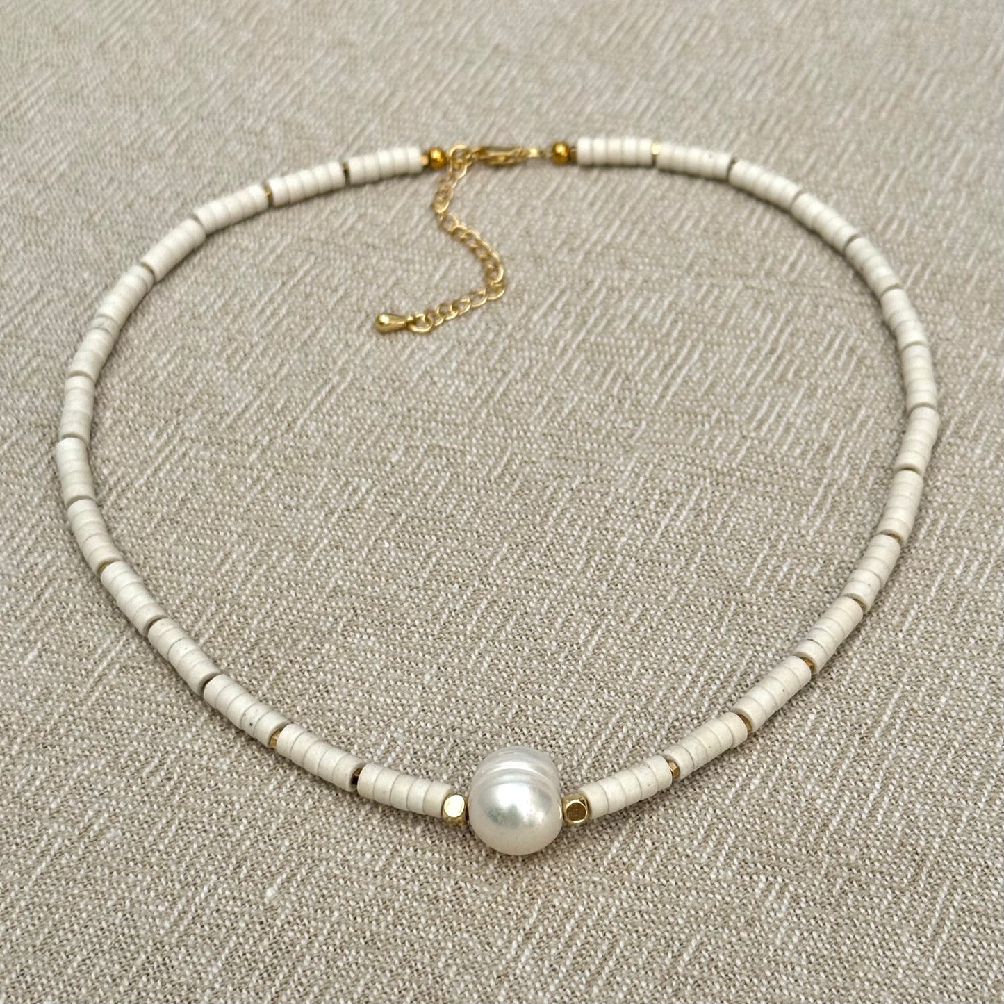 White Howlite | Freshwater Pearl