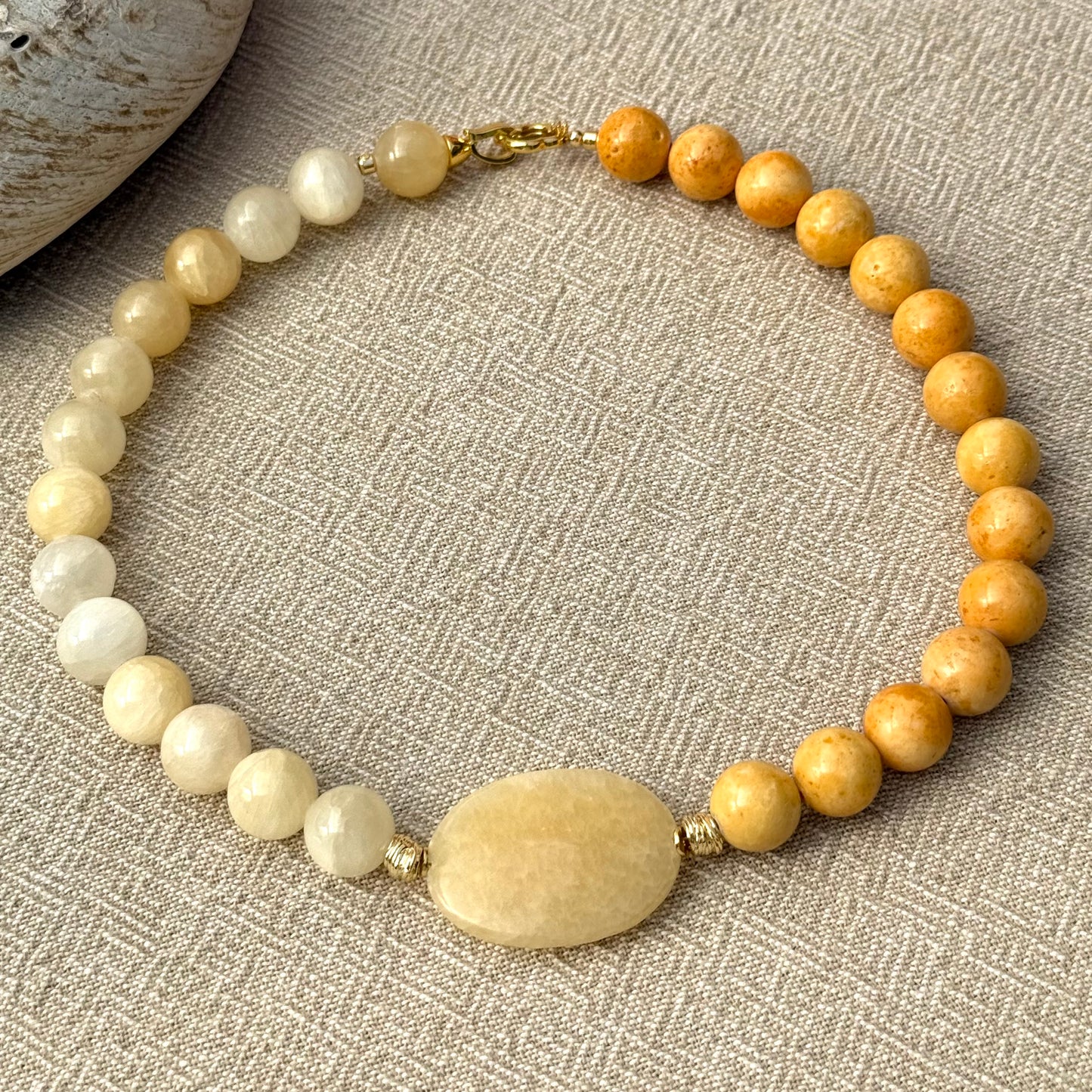 Yellow Jasper | Moonstone Agate
